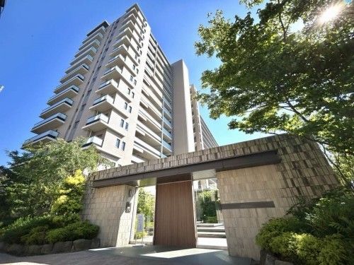 3LDK Apartment for Sale in Abiko, Chiba - 70.36 sqm - Thumbnail 2