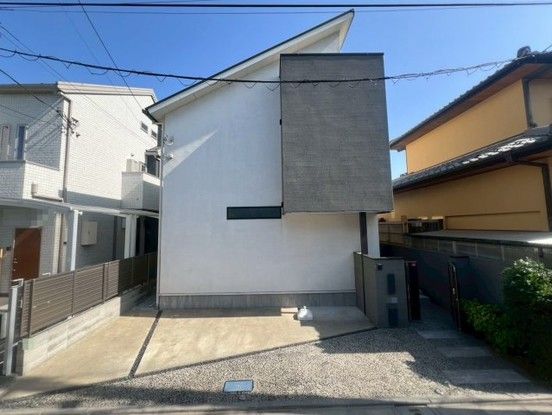 4LDK House for Sale in Nukui, Nerima, Tokyo - 139 sqm - Thumbnail 2