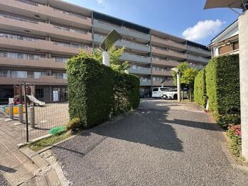 3LDK Apartment for Sale in Inagi City, Tokyo - 71.82 sqm - Thumbnail 4