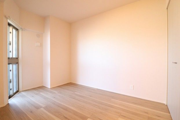 2LDK Apartment for Sale in Chatan, Okinawa – 50.01 sqm - Thumbnail 2