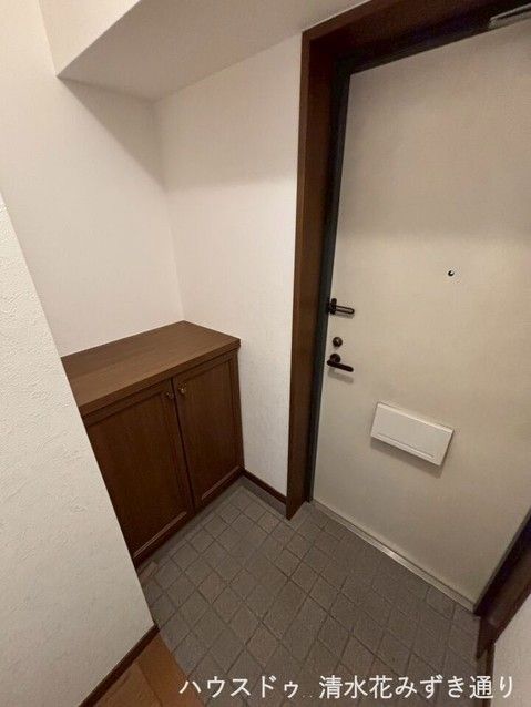 3LDK Apartment Near JR Shimizu Station in Shizuoka - Thumbnail 4