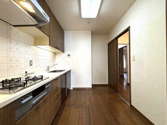 3LDK Apartment for Sale in Kashiwa, Chiba - 73.71 sqm - Thumbnail 4