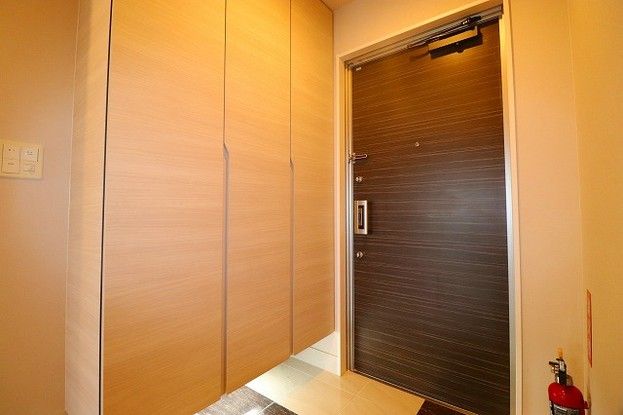 2LDK Apartment 77m² in Itoman, Okinawa - 16th Floor - Thumbnail 3