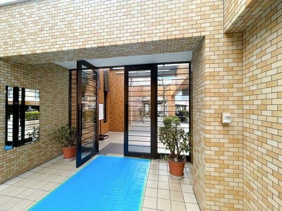 2LDK Apartment near Uozumi Station, Akashi, Hyogo - Thumbnail 3
