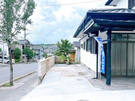 Renovated 4LDK House in Kagoshima City with Parking - Thumbnail 2