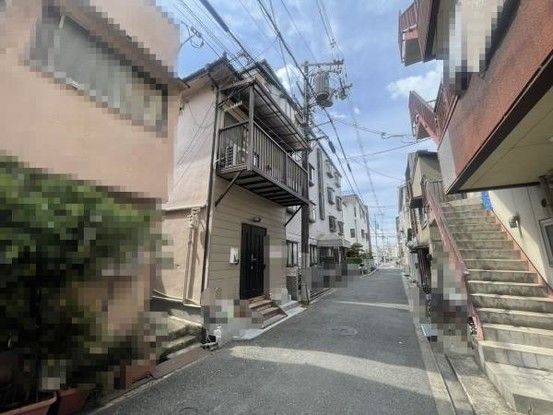3LDK Used Detached House in Ikuno-ku, Osaka City - Thumbnail 3