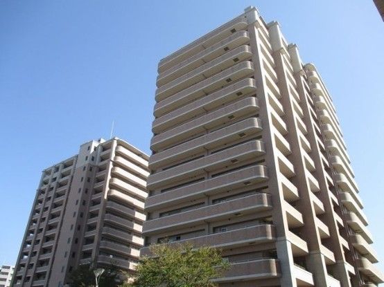 3LDK Apartment for Sale Near JR Yasu Station in Shiga - Thumbnail 2