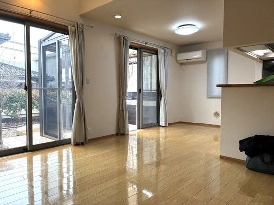 Used 3LDK Hebel House in Quiet Higashihiroshima Neighborhood - Thumbnail 2