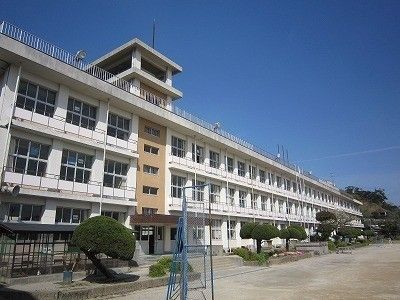 5LDK Steel-Frame House for Sale in Higashi-ku, Sakai - Thumbnail 3