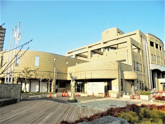 5LDK Steel-Frame House for Sale in Higashi-ku, Sakai - Thumbnail 4