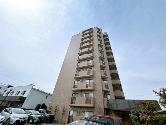 Renovated 3LDK Apartment Near Inazawa Station, Aichi - Image 1