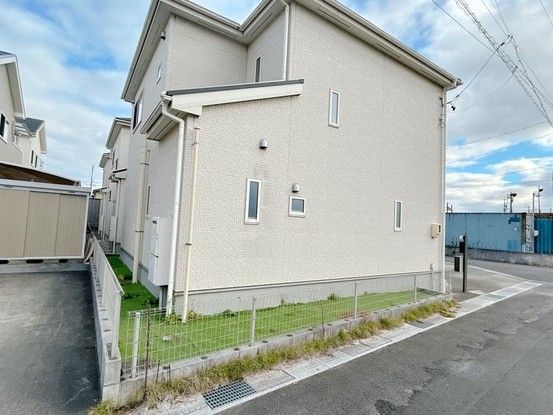 4LDK Detached House in Gifu City, Gifu Prefecture – 105.99 sqm - Thumbnail 2
