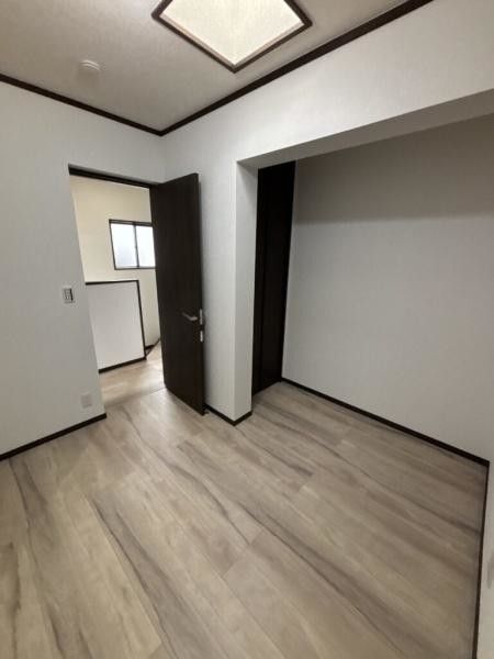 Renovated 3LDK RC House in Hodogaya-ku, Yokohama - Thumbnail 3