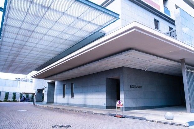 1LDK Apartment in Laurel Tower Sanctus Umeda, Osaka - Thumbnail 2