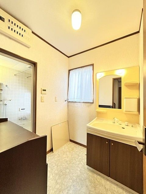Renovated 4SLDK House in Ichikai Town, Tochigi with Parking - Thumbnail 3