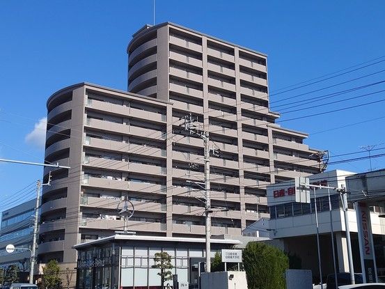 3LDK Apartment for Sale in Matsuyama, Ehime - Thumbnail 2