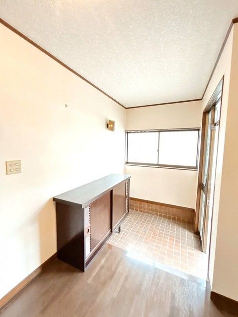 Renovated 4LDK House in Mibu, Tochigi Near Anazuka Station - Thumbnail 4