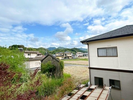 3LDK Renovated House on 234sqm Land in Oita City - Thumbnail 2