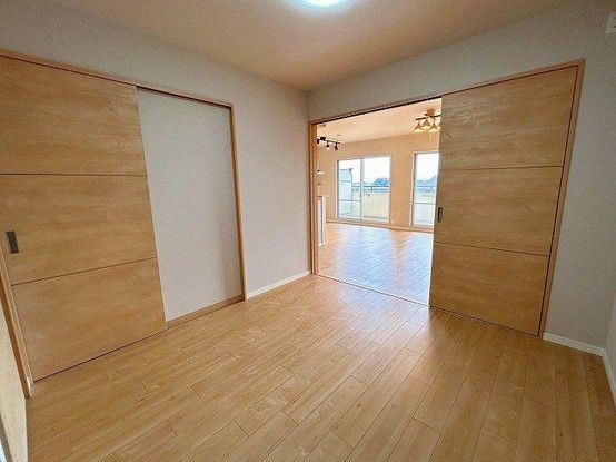 Renovated 3LDK Apartment in Takarazuka, Hyogo - Thumbnail 4