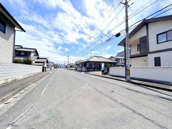Renovated 4LDK House in Takamatsu, Kagawa - 134m2 - Thumbnail 2