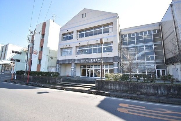 6LDK Detached House in Tsukuba, Ibaraki | 178m² on 4,483m² Lot - Thumbnail 2