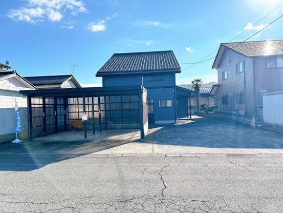 Renovated 5LDK House in Katsuyama, Fukui with Large Land - Thumbnail 2