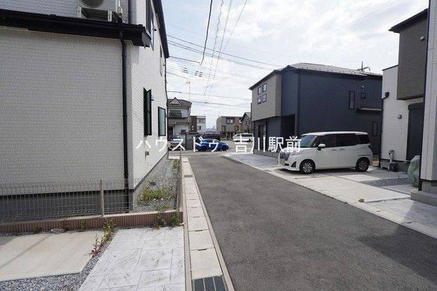 4LDK Detached House for Sale in Misato, Saitama - Thumbnail 3