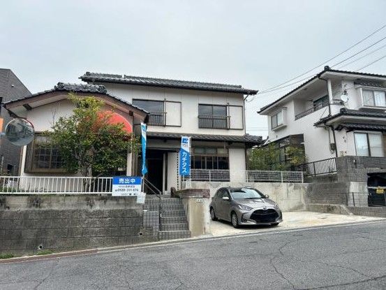 6DK House with Commercial Space in Saeki-ku, Hiroshima for Sale - Thumbnail 3