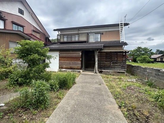 3LDK Renovated House Near Kita-Iiyama Station in Nagano - Thumbnail 3