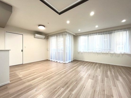 3LDK Apartment for Sale in Takamatsu, Kagawa - 79.26m² - Thumbnail 3