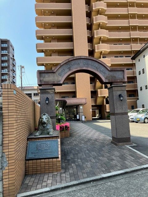 2SLDK Apartment for Sale in Matsuyama, Ehime - Thumbnail 2
