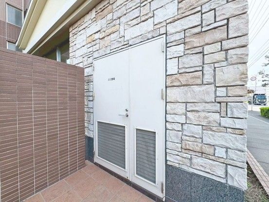 3LDK Apartment for Sale in Ichikawa, Chiba - 67.01 sqm - Thumbnail 2