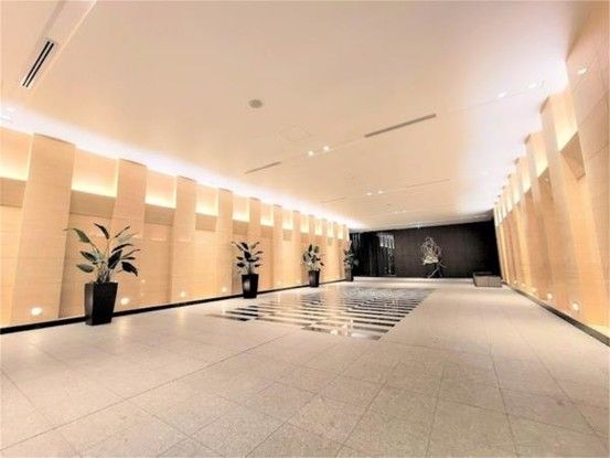 3LDK Apartment for Sale in Musashi-Kosugi, Kawasaki - Thumbnail 2