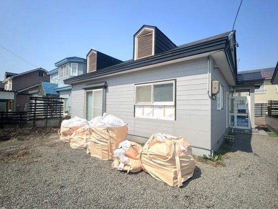 Renovated 3SLDK House for Sale in Kuroishi, Aomori - Thumbnail 2
