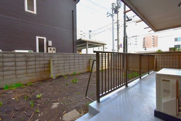 2LDK Apartment for Sale in Central Sapporo with Private Garden - Thumbnail 3