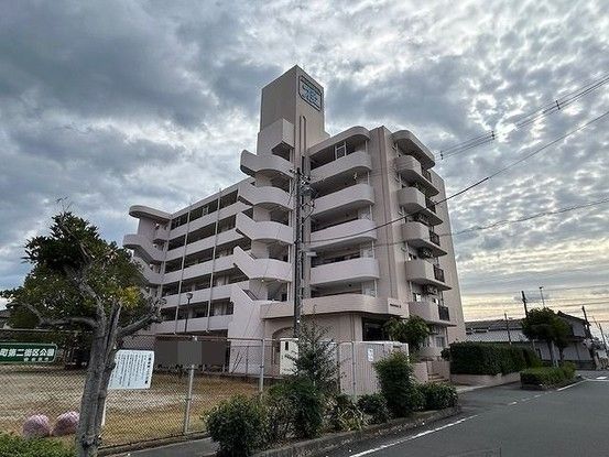 3LDK Apartment for Sale in Iwakuni City, Yamaguchi - Thumbnail 4