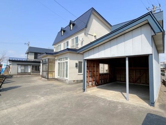 8DK Detached House for Sale in Fujisaki, Aomori - Thumbnail 4