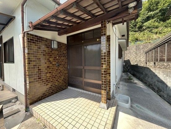5LDK Renovated House in Kure City, Hiroshima - 110.57 sqm - Thumbnail 3