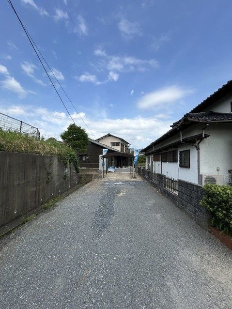 Renovated 5LDK House on 483.9m² Land in Nogata, Fukuoka - Thumbnail 4