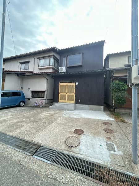 Renovated 3LDK House in Kanazawa, Ishikawa | 2 Parking Spaces - Thumbnail 3