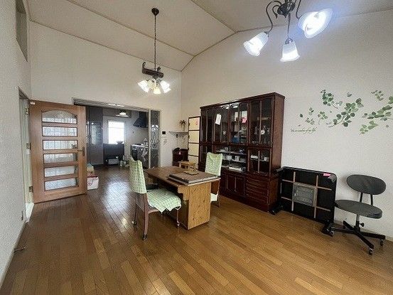 4LDK Apartment in Ashiya, Hyogo - 106.23m² - Thumbnail 2