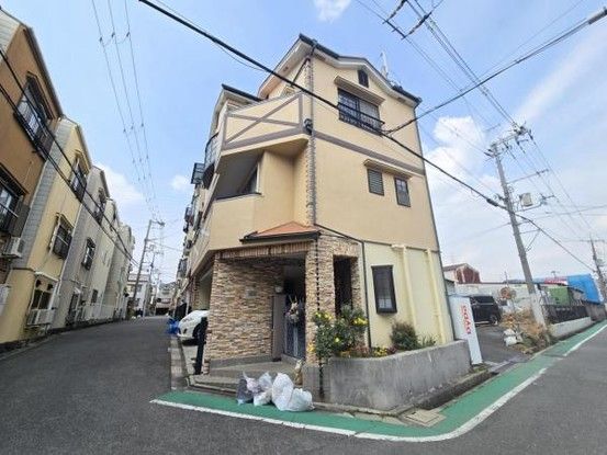 4SLDK Family Home for Sale in Kadoma, Osaka - Quiet Residential Area - Thumbnail 3