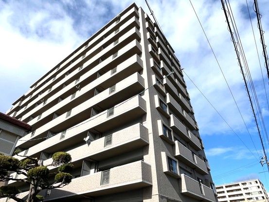 3LDK Apartment for Sale in Onomichi, Hiroshima - 84.33m² - Thumbnail 3