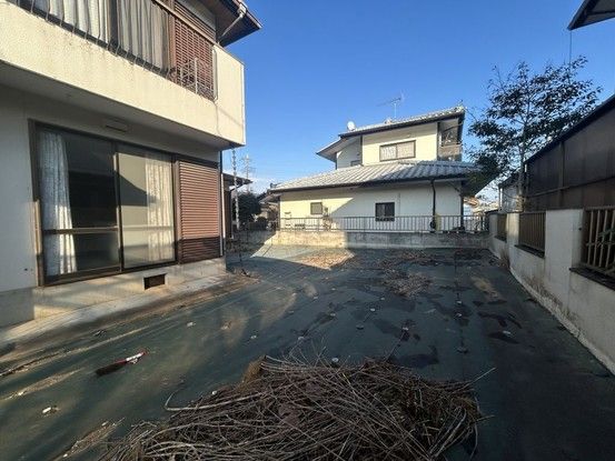 Renovated 4LDK House in Yuki City, Ibaraki - 122 sqm - Thumbnail 2