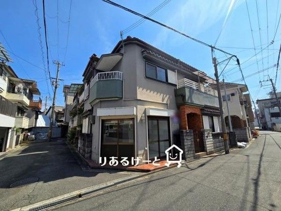 6DK Detached House with Japanese Rooms in Osaka's Yodogawa Ward - Thumbnail 3