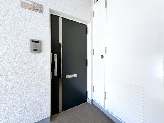 2LDK Apartment for Sale in Yokohama Sakae Ward 73.51m² - Thumbnail 4