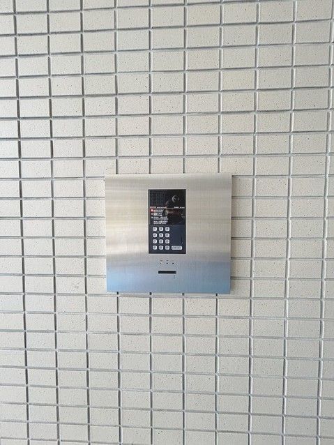 Renovated 3LDK Apartment in Matsuyama, Ehime - Thumbnail 3
