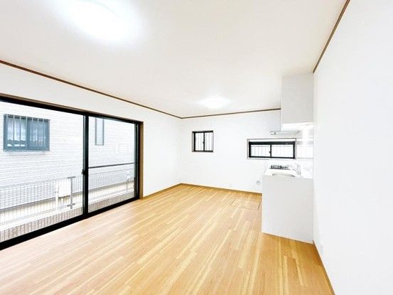 Renovated 3LDK House in Matsudo City, Chiba - Thumbnail 2