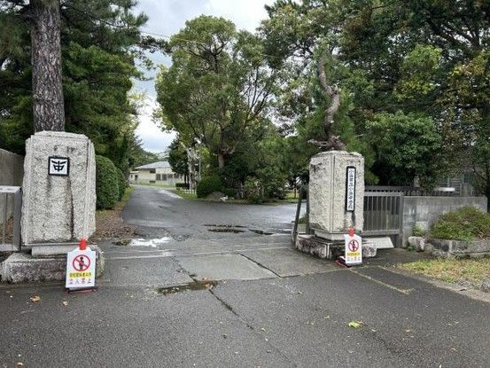Renovated 4LDK House with Inner Garage in Obama City, Fukui - Thumbnail 3