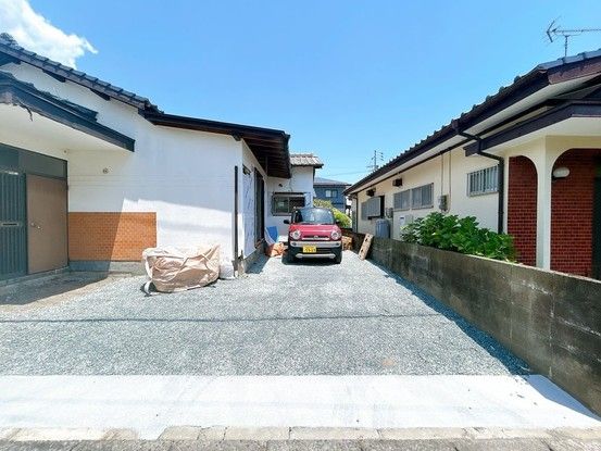 3LDK Renovated House for Sale in Yoshinogari, Saga - Thumbnail 2
